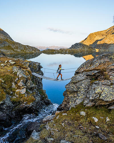 Blick auf den Wagenitzsee im Nationalpark Hohe Tauern von der Brücke